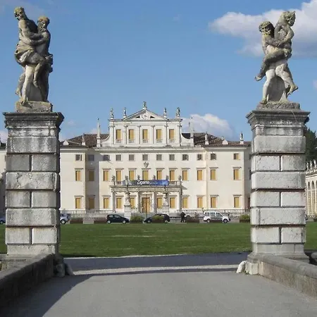 Bed & Breakfast Nifty Intera Con Piscina Relax, Idromassaggio E Sauna