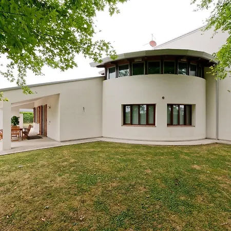 Bed & Breakfast Nifty Intera Con Piscina Relax, Idromassaggio E Sauna