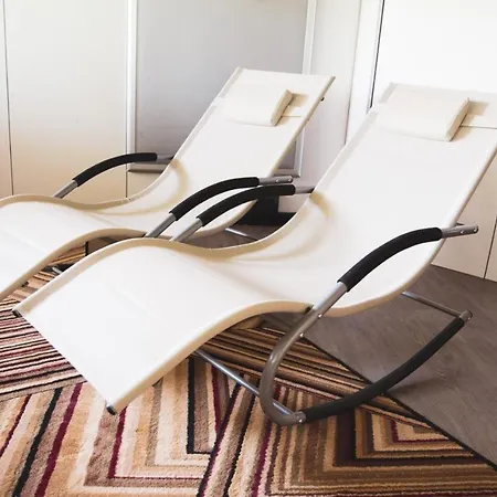 Nifty Intera Con Piscina Relax, Idromassaggio E Sauna Bed & Breakfast *