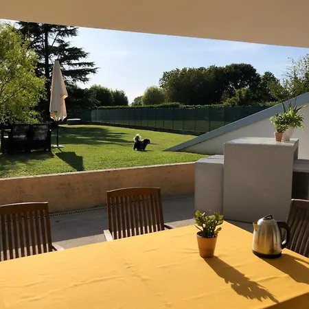 Bed and Breakfast Nifty Intera Con Piscina Relax, Idromassaggio E Sauna
